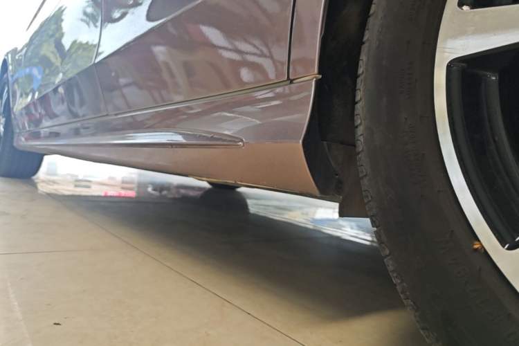 Used Mercedes-Benz C-Class 2018 C 200 Sport Edition Left Side Sill
