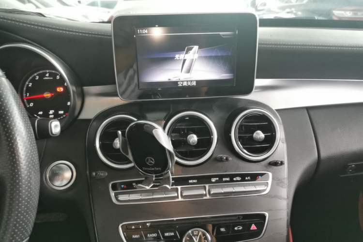 Used Mercedes-Benz C-Class 2018 C 200 L Sport Edition Audio And AC Panel