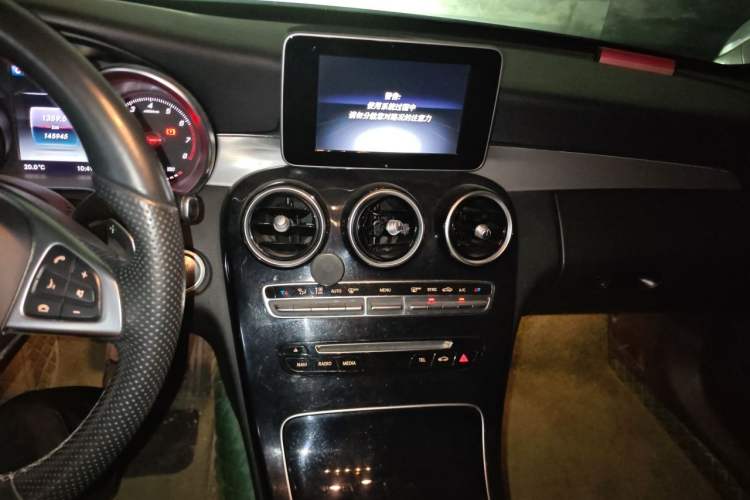Used Mercedes-Benz C-Class 2018 C 200 Sport Edition Audio And AC Panel