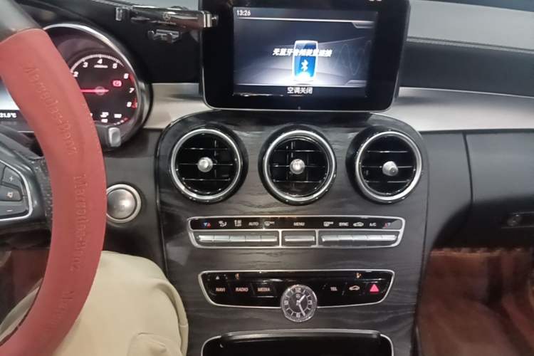 Used Mercedes-Benz C-Class 2018 C 200 L Sport Edition Audio And AC Panel