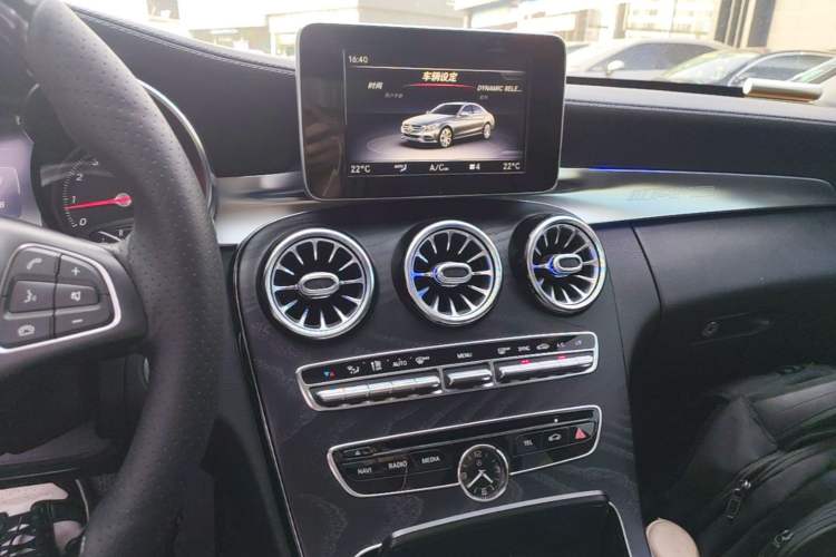 Used Mercedes-Benz C-Class 2018 C 200 L Sport Edition Audio And AC Panel
