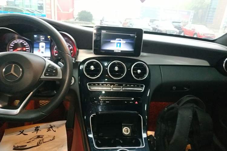 Used Mercedes-Benz C-Class 2018 C 200 Sport Edition Audio And AC Panel