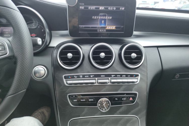 Used Mercedes-Benz C-Class 2018 C 180 L Fashion Edition Sport Version Audio And AC Panel