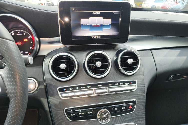 Used Mercedes-Benz C-Class 2018 C 200 L Sport Edition Audio And AC Panel