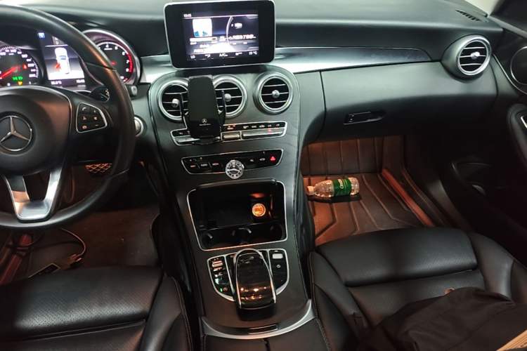 Used Mercedes-Benz C-Class 2018 C 200 Estate Audio And AC Panel