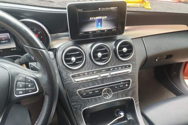 Used Mercedes-Benz C-Class 2018 C 200 L Sport Edition Audio And AC Panel