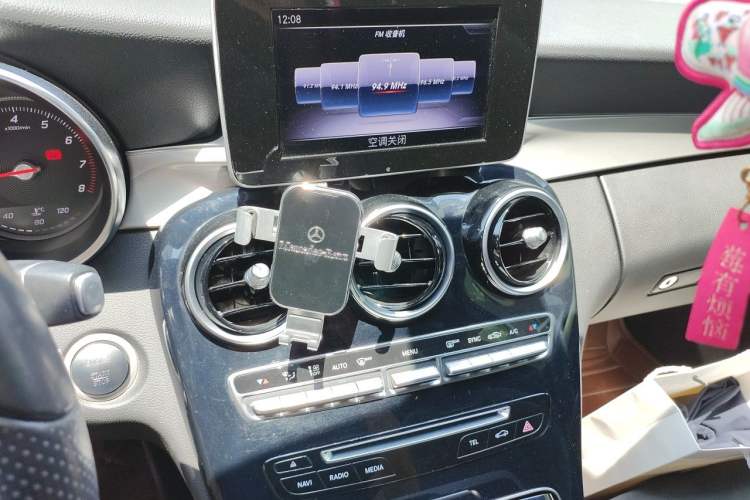 Used Mercedes-Benz C-Class 2018 C 200 Achievement Special Edition Audio And AC Panel