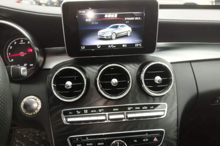 Used Mercedes-Benz C-Class 2018 C 200 L Sport Edition Audio And AC Panel