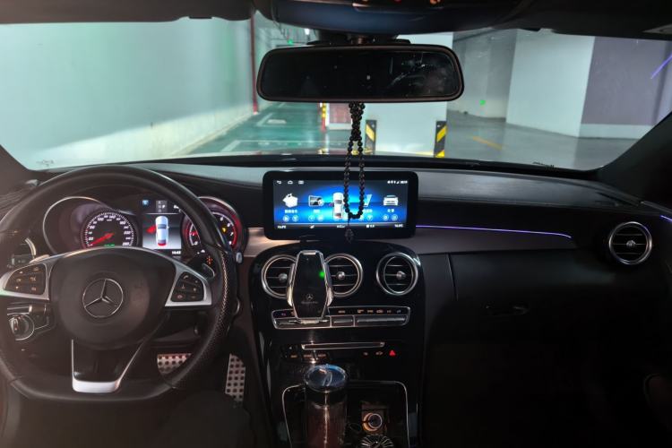Used Mercedes-Benz C-Class 2018 C 200 Coupe Center Console