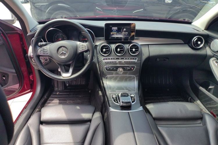 Used Mercedes-Benz C-Class 2018 C 200 L Sport Edition Achievement Special Edition Center Console
