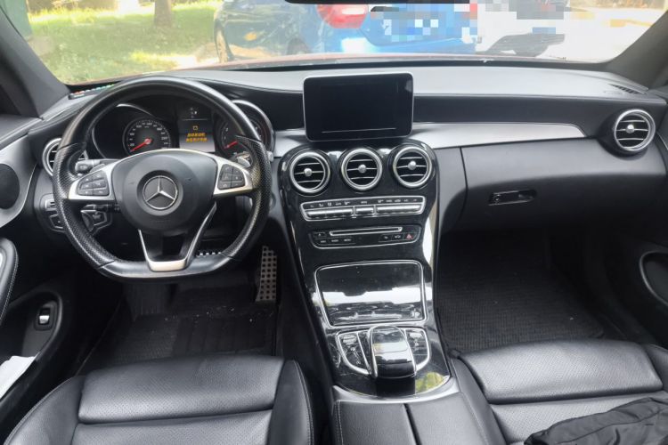 Used Mercedes-Benz C-Class 2018 C 200 Coupe Center Console