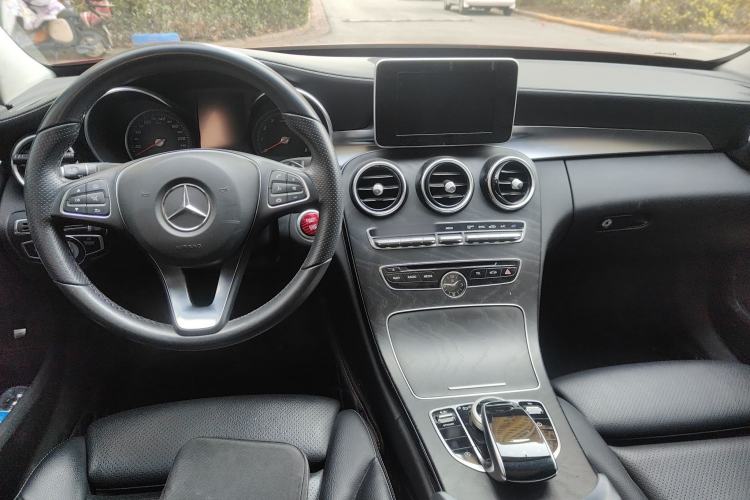 Used Mercedes-Benz C-Class 2018 C 200 L Sport Edition Center Console