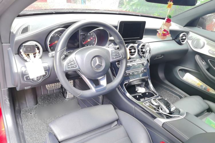 Used Mercedes-Benz C-Class 2018 C 200 Coupe Center Console