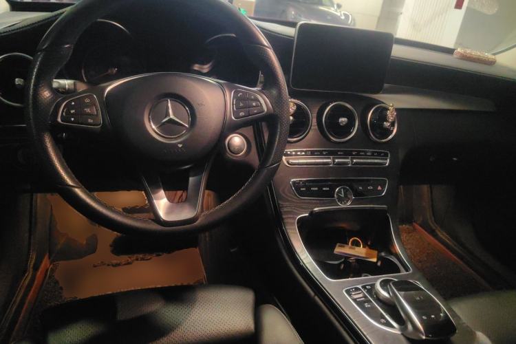 Used Mercedes-Benz C-Class 2018 C 200 L Sport Edition Center Console