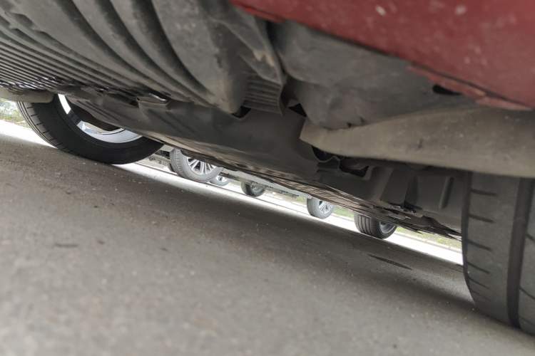 Used Mercedes-Benz C-Class 2018 C 200 Achievement Special Edition Chassis Front Left