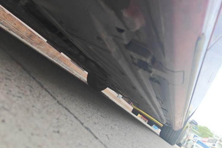 Used Mercedes-Benz C-Class 2018 C 180 L Fashion Edition Sport Version Chassis Front Left