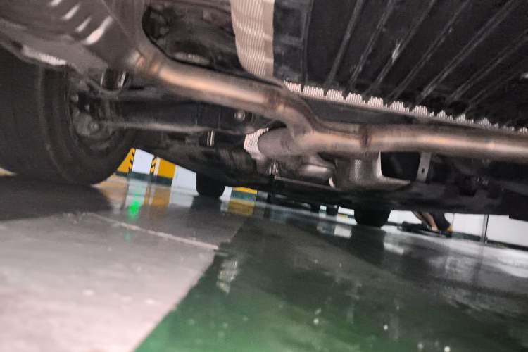 Used Mercedes-Benz C-Class 2018 C 200 Sport Edition Chassis Rear Left