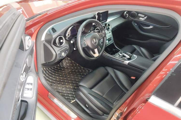 Used Mercedes-Benz C-Class 2018 C 200 L Sport Edition Driver Seat