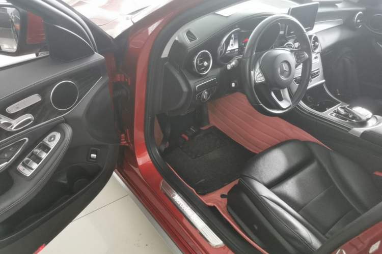 Used Mercedes-Benz C-Class 2018 C 200 L Sport Edition Driver Seat