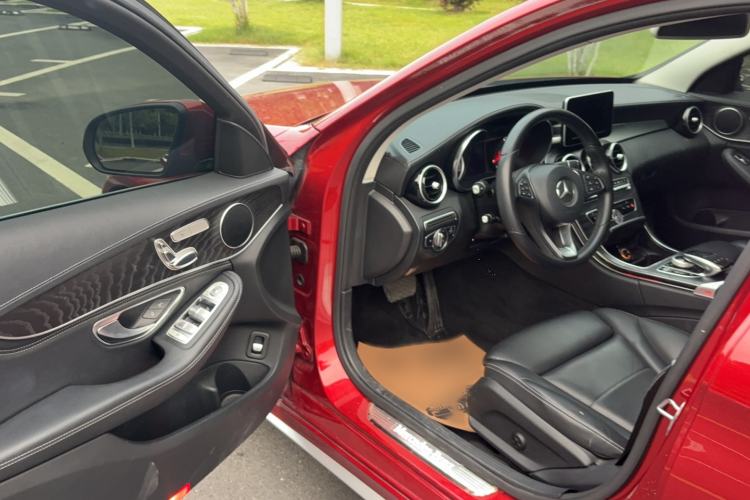 Used Mercedes-Benz C-Class 2018 C 200 L Sport Edition Driver Seat