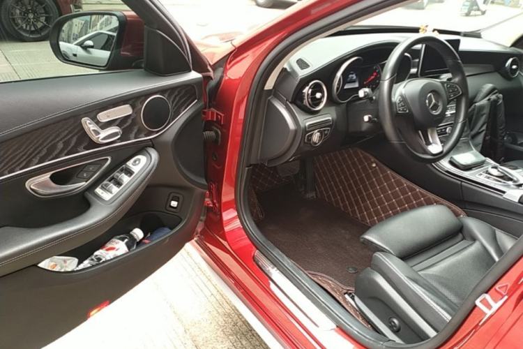 Used Mercedes-Benz C-Class 2018 C 200 L Sport Edition Driver Seat