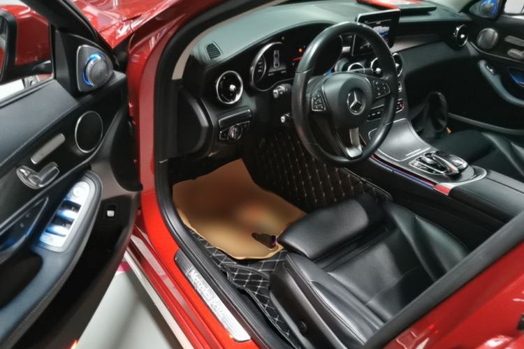 Used Mercedes-Benz C-Class 2018 C 200 L Sport Edition Driver Seat