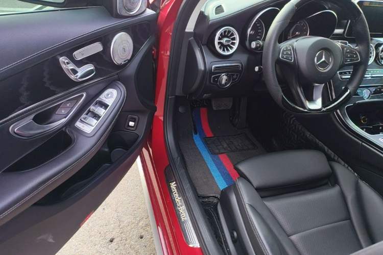 Used Mercedes-Benz C-Class 2018 C 200 L Sport Edition Driver Seat
