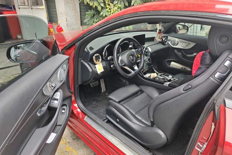 Used Mercedes-Benz C-Class 2018 C 200 Coupe Driver Seat