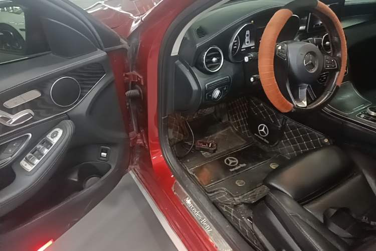 Used Mercedes-Benz C-Class 2018 C 200 L Sport Edition Driver Seat