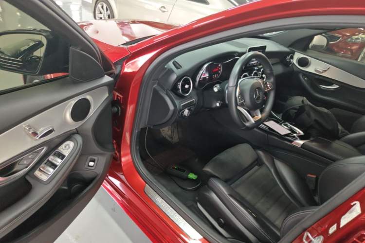 Used Mercedes-Benz C-Class 2018 C 200 Sport Edition Driver Seat