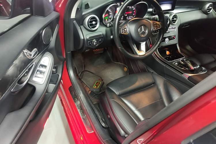 Used Mercedes-Benz C-Class 2018 C 200 Estate Driver Seat