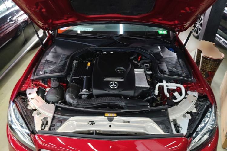 Used Mercedes-Benz C-Class 2018 C 180 L Fashion Edition Sport Version Engine Bay