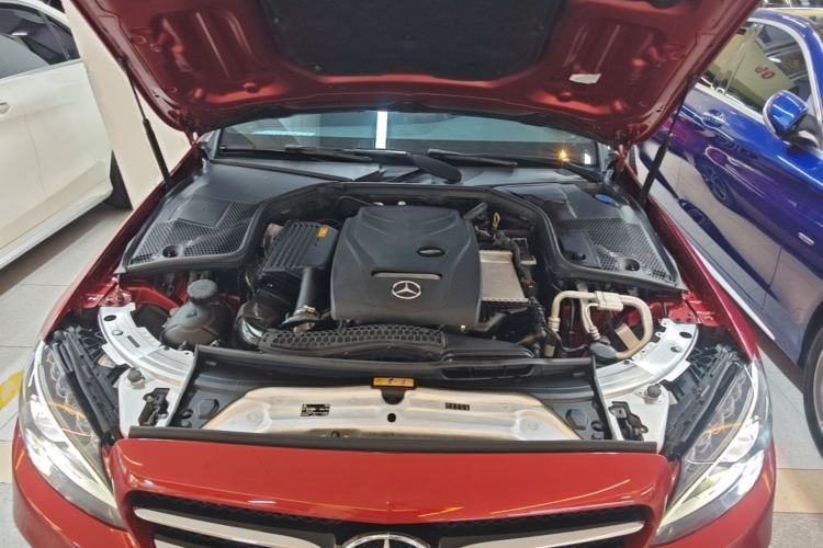 Used Mercedes-Benz C-Class 2018 C 200 Sport Edition Engine Bay