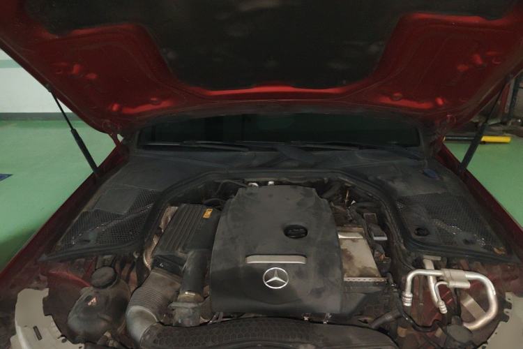 Used Mercedes-Benz C-Class 2018 C 200 Sport Edition Engine Bay