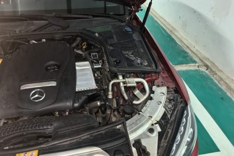 Used Mercedes-Benz C-Class 2018 C 200 Coupe Engine Bay Left