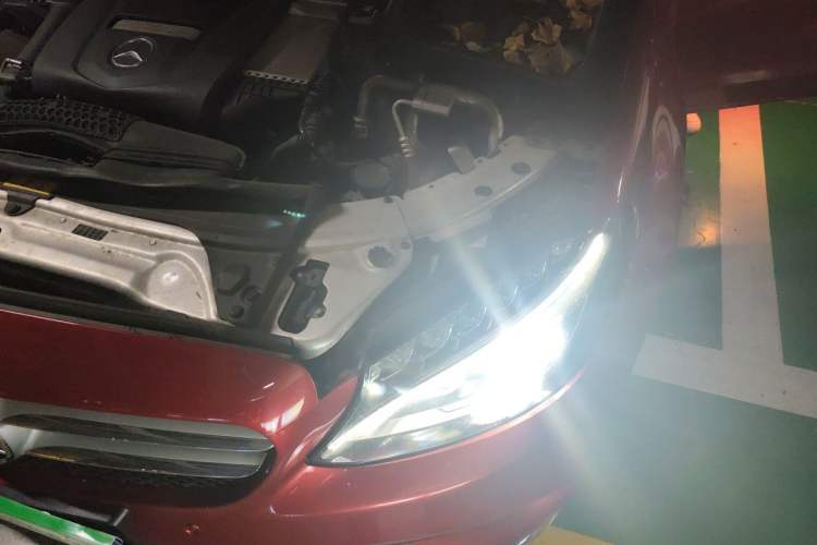 Used Mercedes-Benz C-Class 2018 C 200 L Sport Edition Engine Bay Left