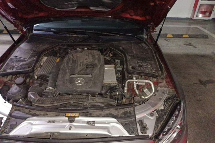 Used Mercedes-Benz C-Class 2018 C 200 Coupe Engine Bay Left