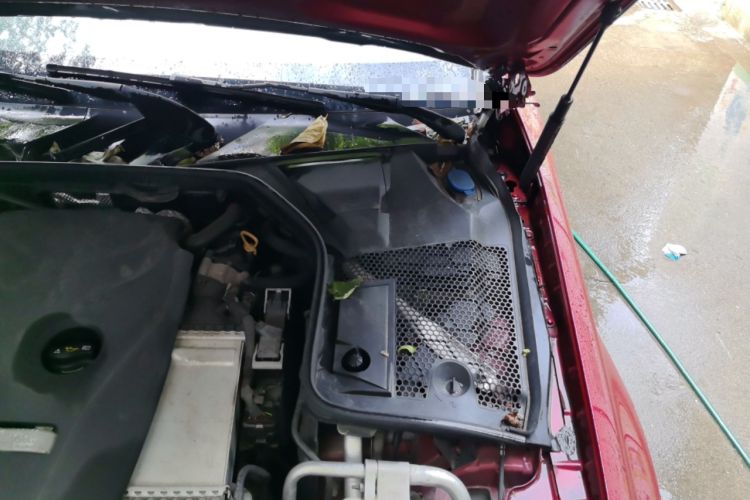 Used Mercedes-Benz C-Class 2018 C 200 Coupe Engine Bay Left