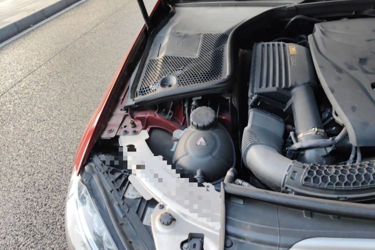 Used Mercedes-Benz C-Class 2018 C 200 L Sport Edition Engine Bay Right