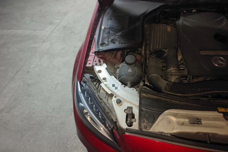 Used Mercedes-Benz C-Class 2018 C 200 Sport Edition Engine Bay Right