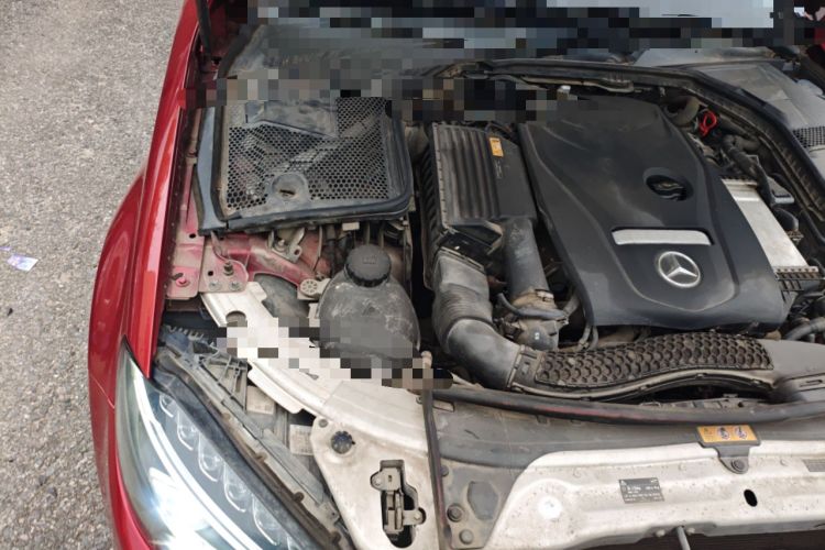 Used Mercedes-Benz C-Class 2018 C 180 L Fashion Edition Sport Version Engine Bay Right
