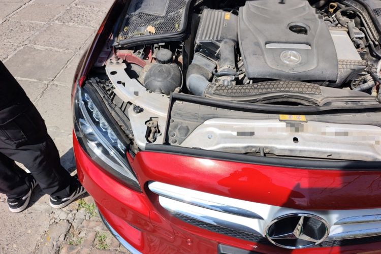 Used Mercedes-Benz C-Class 2018 C 200 L Sport Edition Engine Bay Right