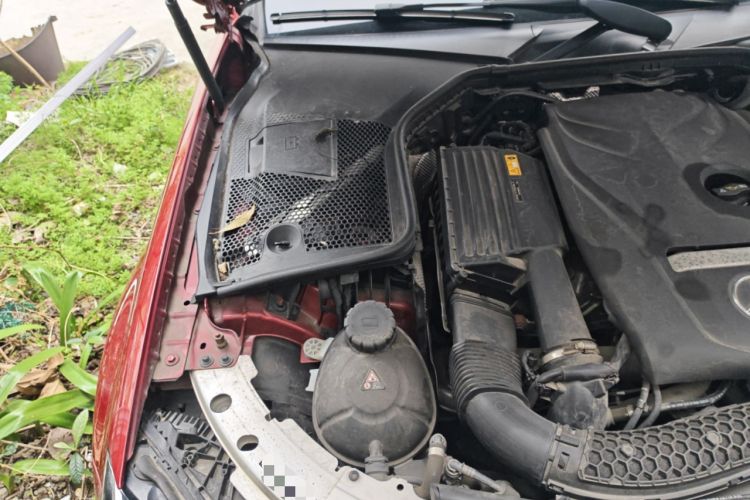 Used Mercedes-Benz C-Class 2018 C 200 Coupe Engine Bay Right