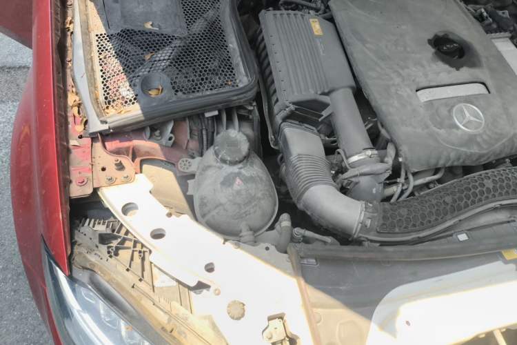 Used Mercedes-Benz C-Class 2018 C 200 Coupe Engine Bay Right