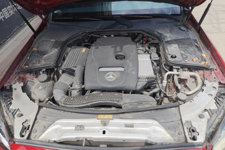 Used Mercedes-Benz C-Class 2018 C 180 L Fashion Edition Sport Version Engine Bay