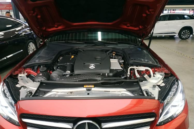 Used Mercedes-Benz C-Class 2018 C 200 Sport Edition Engine Bay
