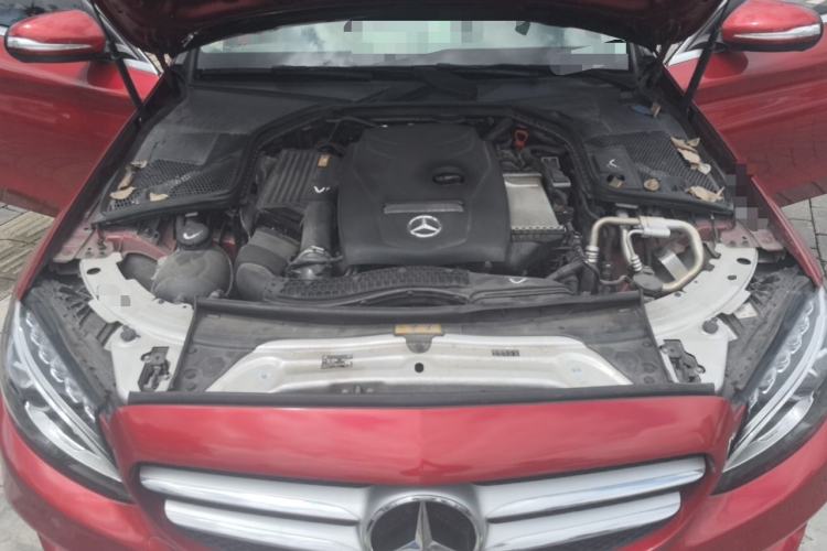 Used Mercedes-Benz C-Class 2018 C 180 L Fashion Edition Sport Version Engine Bay