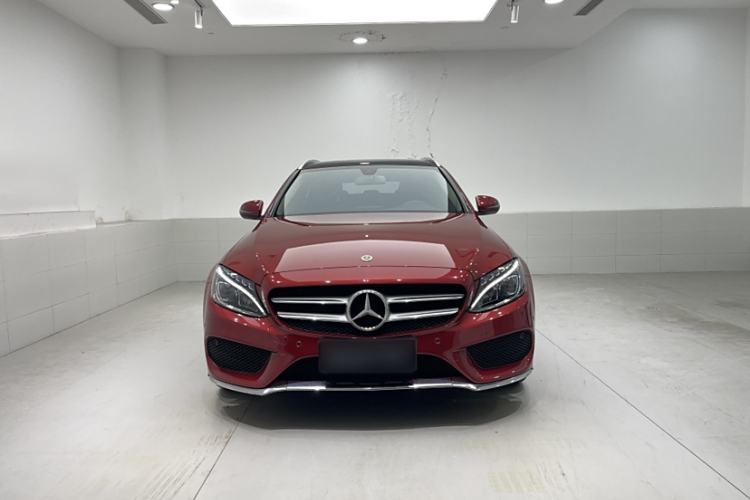 Used Mercedes-Benz C-Class 2018 C 200 Estate Exterior 1