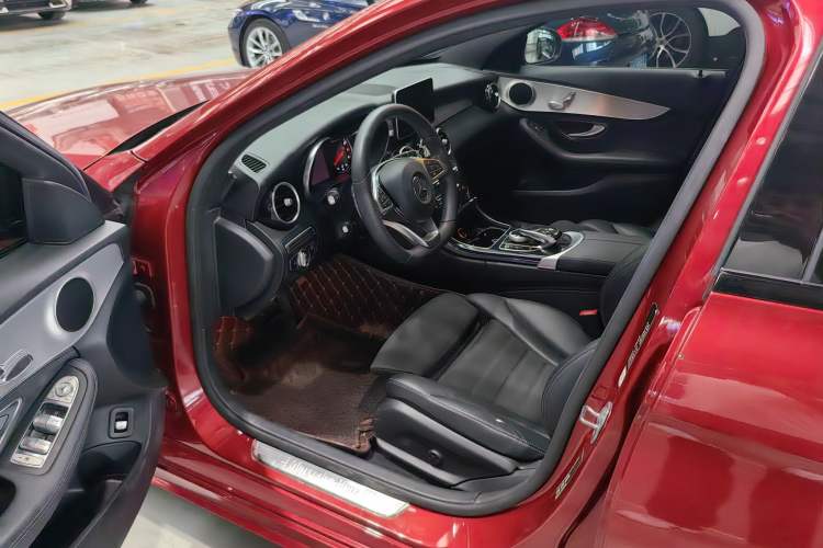 Used Mercedes-Benz C-Class 2018 C 200 Sport Edition Exterior 7