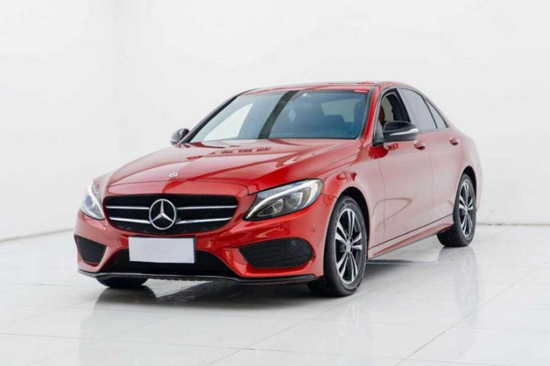 Used Mercedes-Benz C-Class 2018 C 200 Sport Edition Front Left 45 Deg